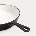 Homla, Andreas, patelnia żeliwna, beżowo-czarna, 26 cm