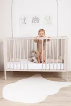 Yoonco, Timio, łóżeczko drewniane z barierką, białe