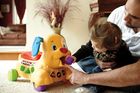 Fisher-Price, chodzik-jeździk Szczeniaczka Uczniaczka, zabawka edukacyjna