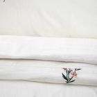 Homla, Floral Dream, pościel, z pranej bawełny z haftem w kwiatki, 160-200 cm