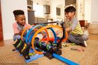 Hot Wheels, Pętle grozy, zestaw torów z napędem