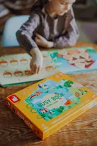 Janod, Busy Book, Farma, książeczka sensoryczna z zadaniami