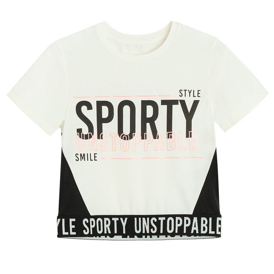 T-shirty