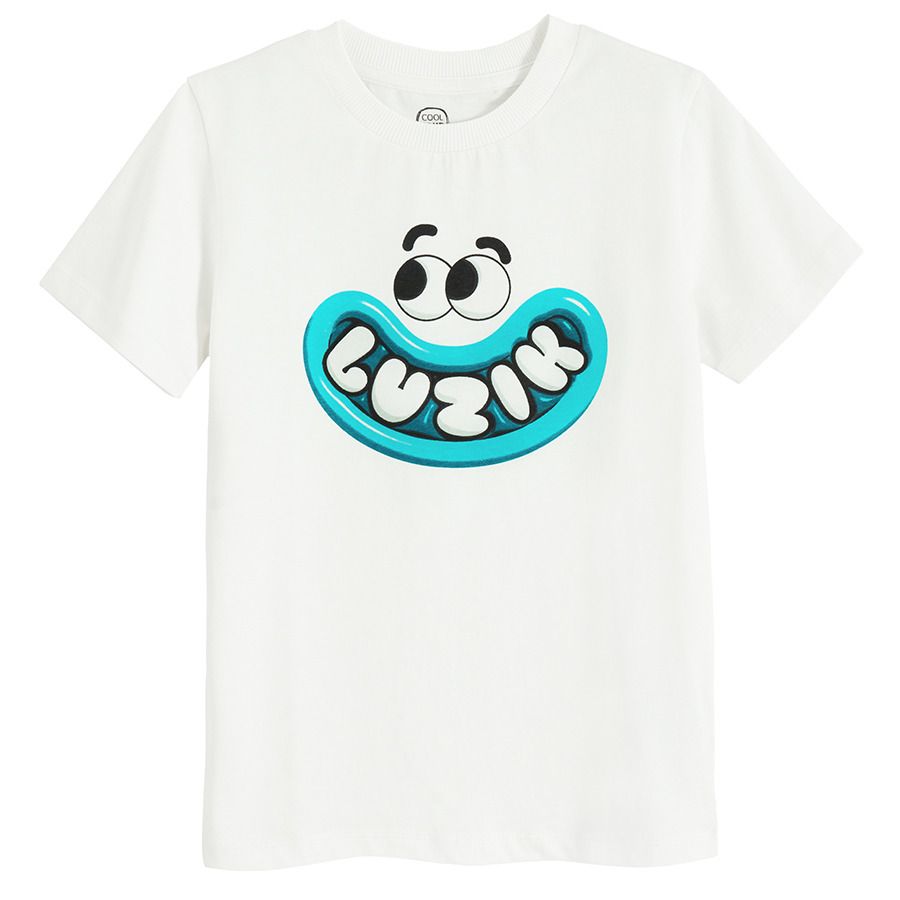 T-shirty