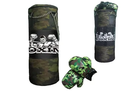Adar, worek i rękawice bokserskie