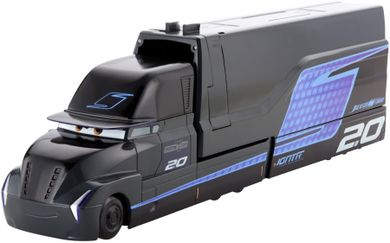 Auta, Transporter Jackson Storm, pojazd z wyrzutnią