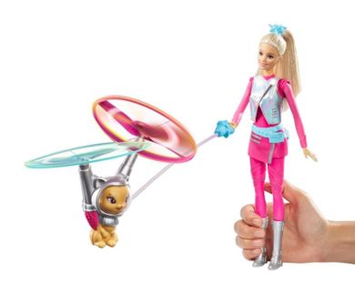 Barbie i latający kotek, lalka Superbohaterka