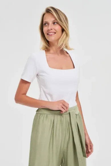 Bluzka damska z krótkim rękawem, biała, Moodo