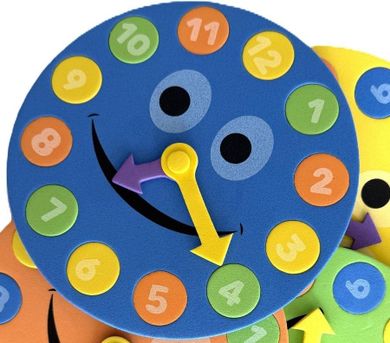 Brewis, zegar z pianki