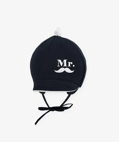 Czapka chłopięca, wiązana, czarna, Iltom