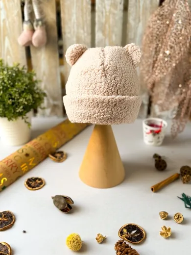 Czapka dziecięca, beżowa, Iltom