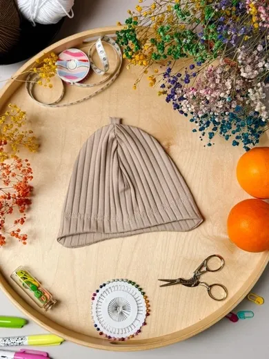 Czapka dziecięca, beżowa, Iltom