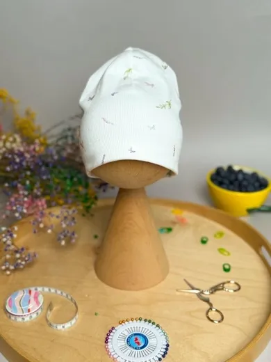 Czapka dziewczęca, prążkowana, ecru, Iltom