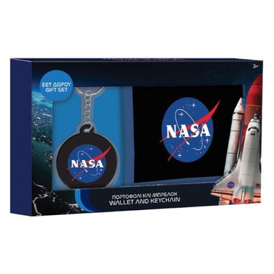 Diakakis, NASA, portfel z breloczkiem