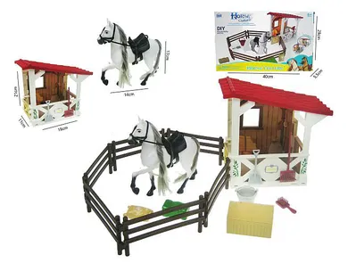 Hipo, Koń, figurka, zestaw z zagrodą i akcesoriami