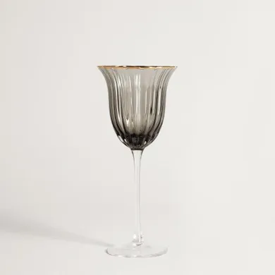 Homla, Scuro, kieliszek do wina, czarny ze złotym rantem, 0,45l