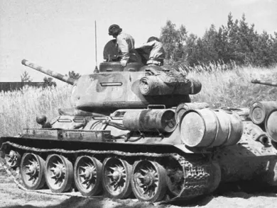 Italeri, Russian Tank T 34/85, model do sklejania, 1:72