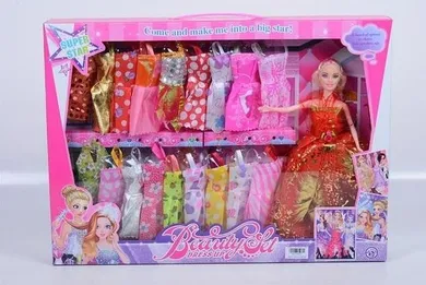 Macyszyn Toys, lalka z ubrankami