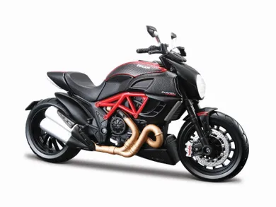 Maisto, Ducati Diavel Carbon, motocykl do składania, 1:12