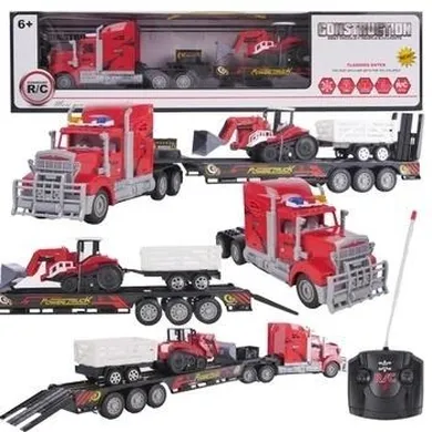 Maksik, tir laweta z traktorem i przyczepką