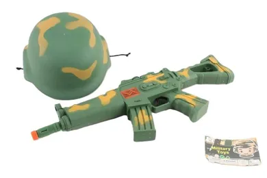 Maksik, zestaw żołnierza, karabin z kaskiem