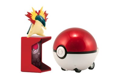 Pokemon, figurka Typhlosion z Pokeballem