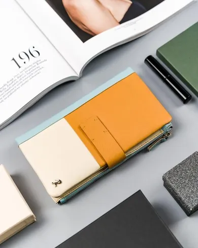 Portfel, żółty, skórzany, Rovicky