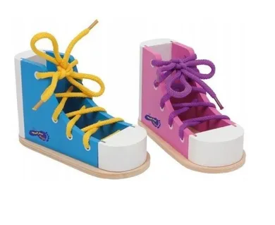 Small Foot, trampek – sznurowany