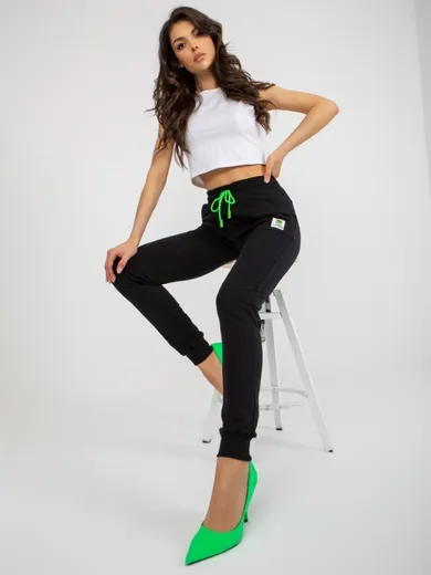 Spodnie dresowe damskie, czarne, Relevance