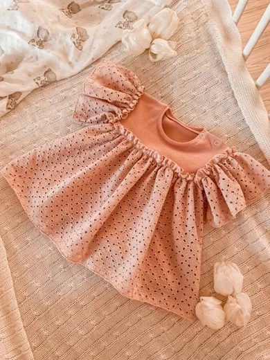 Sukienka dziewczęca z krótkim rękawem, różowa, haft angielski, Eevi