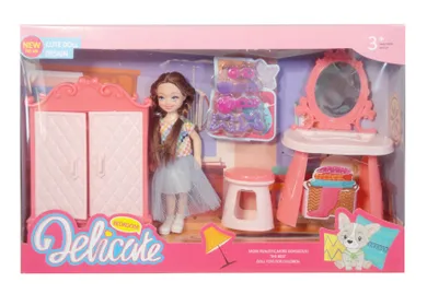 Swede, laleczka z szafą, toaletką i akcesoriami