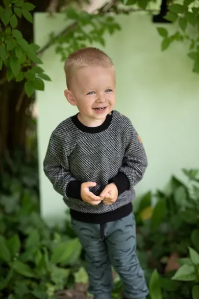 Sweter chłopięcy, czarny, Pinokio