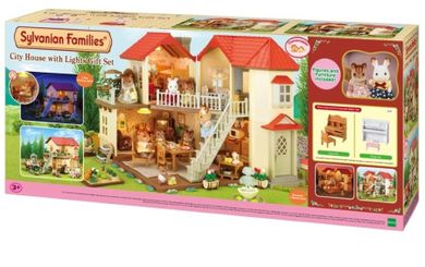 Sylvanian Families, miejski domek z oświetleniem, zestaw prezentowy z figurkami i mebelkami, 2747