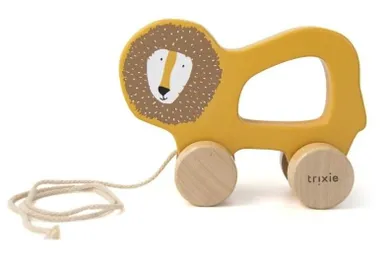 Trixie Baby, Lew, drewniana zabawka do ciągnięcia