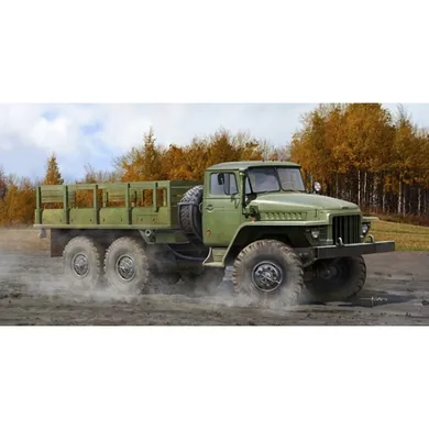 Trumpeter, Russian Ural-4 320 truck, model do sklejania