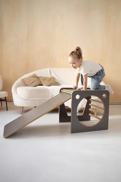 tupti.wood, kostka wielozadaniowa + mała zjeżdżalnia, chmurki, szara