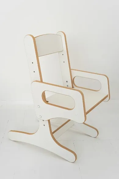 tupti.wood, krzesełko regulowane