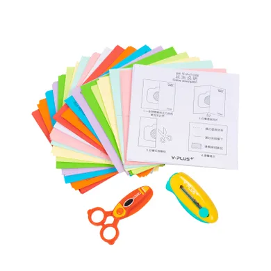 Y-Plus, zestaw kolorowych karteczek z nożyczkami