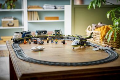 LEGO City, Napad na policyjny pociąg, 60508