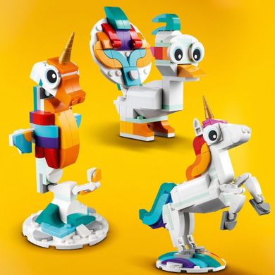 LEGO Creator, Magiczny jednorożec, 31140