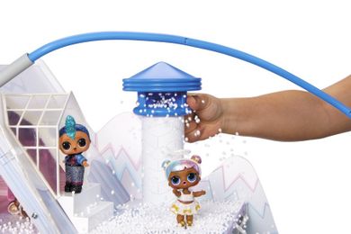 L.O.L. Surprise, Chalet, Winter Disco, drewniany domek dla lalek