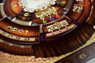 Lucrum Games, Rotunda, gra ekonomiczna