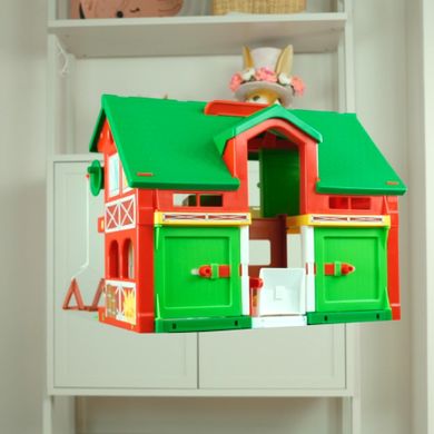 Wader, Play House, farma