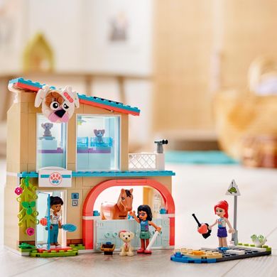 LEGO Friends, Klinika weterynaryjna w Heartlake City, 41446