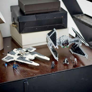 LEGO Star Wars, Mandaloriański myśliwiec Fang Fighter kontra TIE Interceptor, 75348