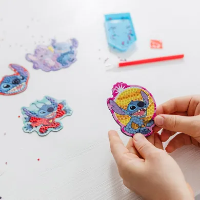 Totum, Lilo i Stitch, zestaw kreatywny 3w1, diamentowe magnesy, bransoletki, malowanie odlewów gipsowych