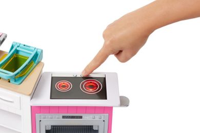 Barbie, Idealna kuchnia, światło i dźwięk, zestaw z lalką
