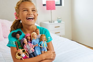 Barbie, lalka Stacie