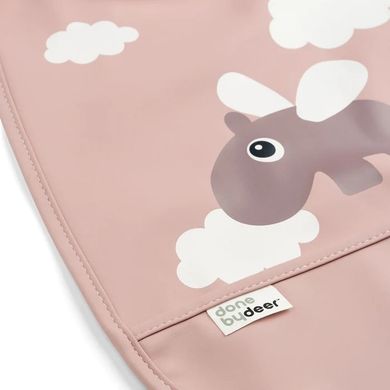 Done by Deer, Happy Clouds, śliniak z kieszonką, powder