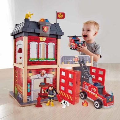 Hape, Remiza Strażacka, zestaw do zabawy